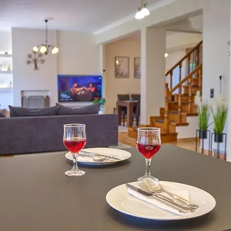 Casa de Férias Noufris House Corfu Roda (Corfu)