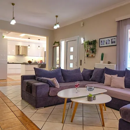 Casa de Férias Noufris House Corfu