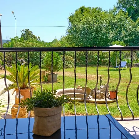 Noufris House Corfu Roda (Corfu)