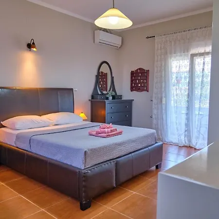 Noufris House Corfu Nyaraló *