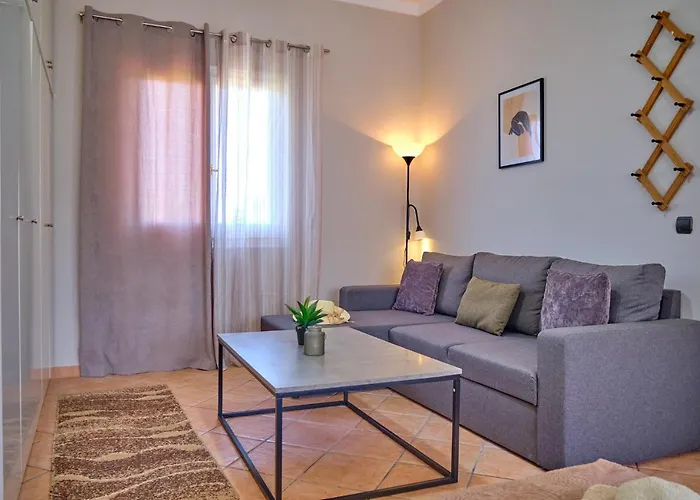 Holiday home Noufris House Corfu Roda (Corfu)